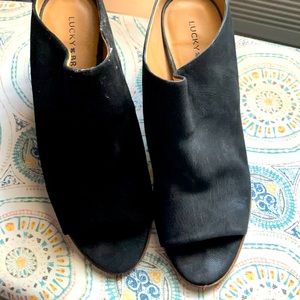 Lucky brand high heel slip on open toe shoe gently worn